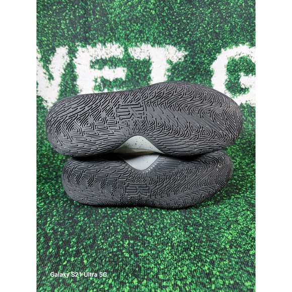 Nike Kyrie Flytrap 5 Mid White Smoke Grey Chrome Sneakers Size 6 Y / DD0340-112 - Picture 9 of 10